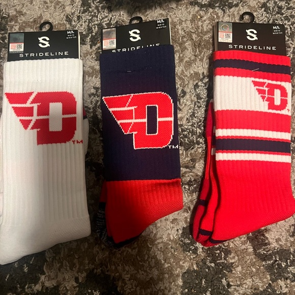 Dayton Flyers Unisex Socks 3 pair - Picture 1 of 1